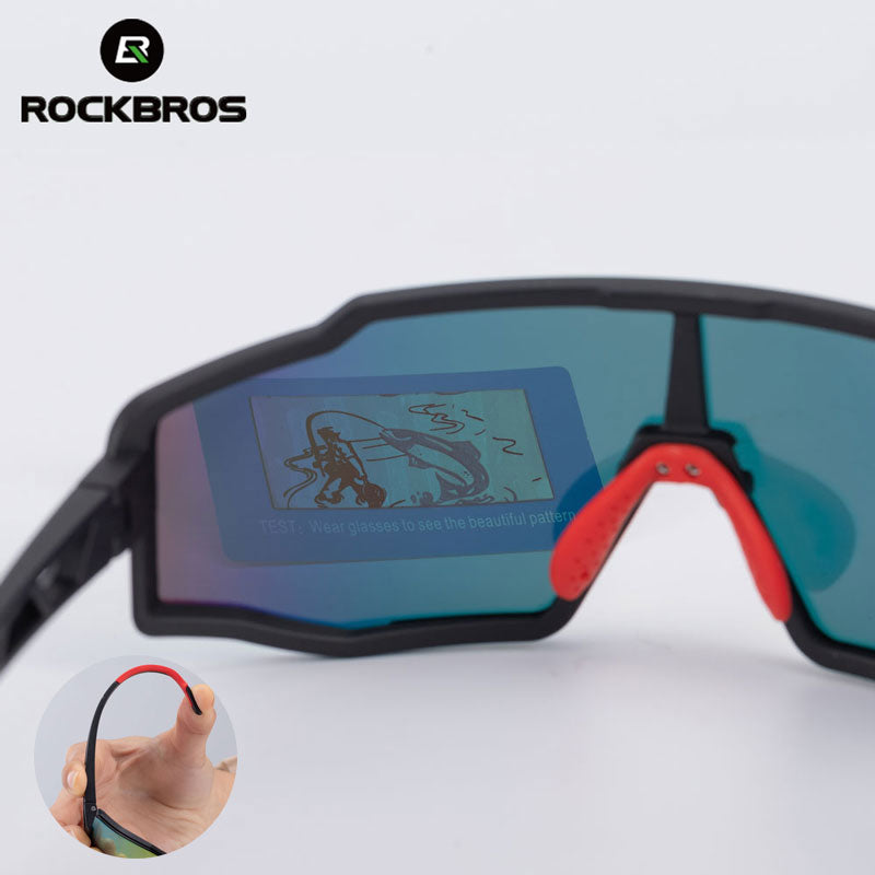 Polarized Photochromic Glasses